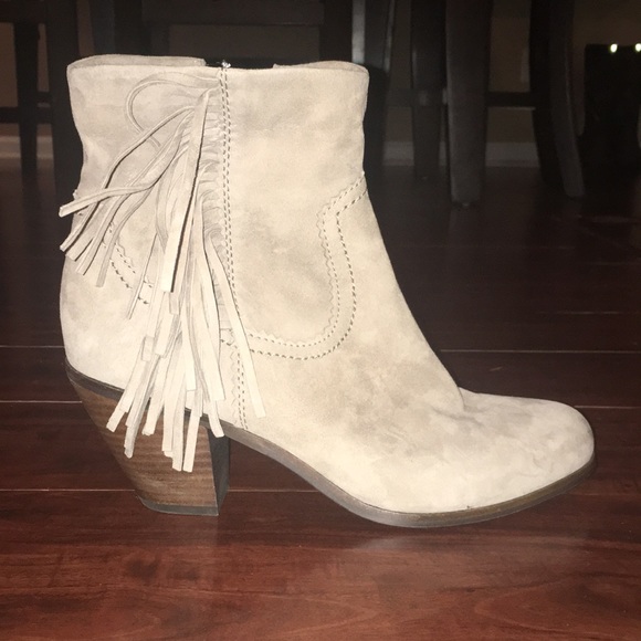 Sam Edelman brand new suede fringe tan booties NEW - Picture 6 of 6